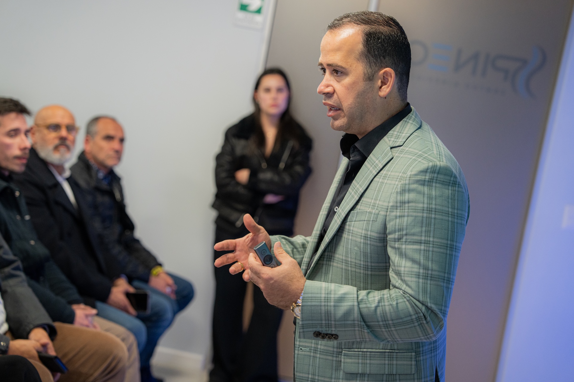 saleem lecturing
